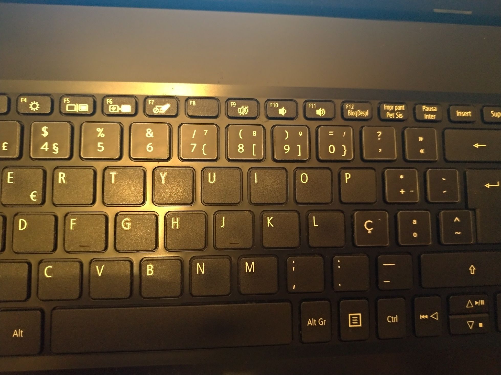 Portatil Acer Extensa EX 215-51