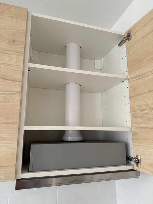 Kuchnia - zestaw szafek wiszących, blatu, piekarnika i okapu IKEA