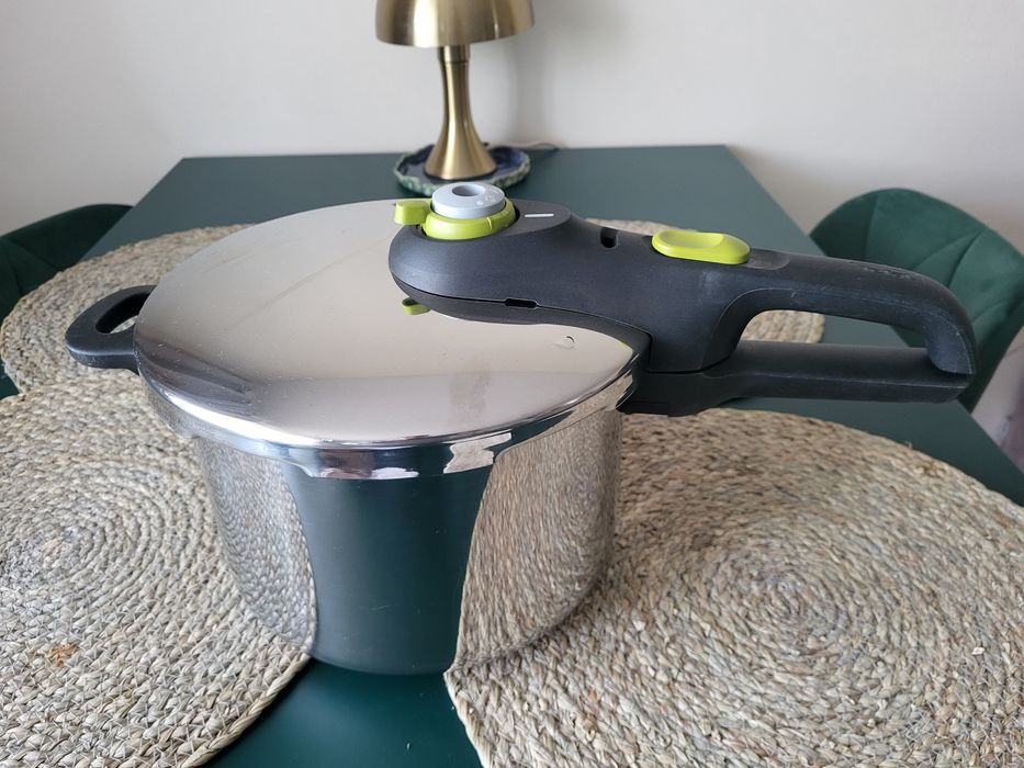 Szybkowar Tefal 6 litrów