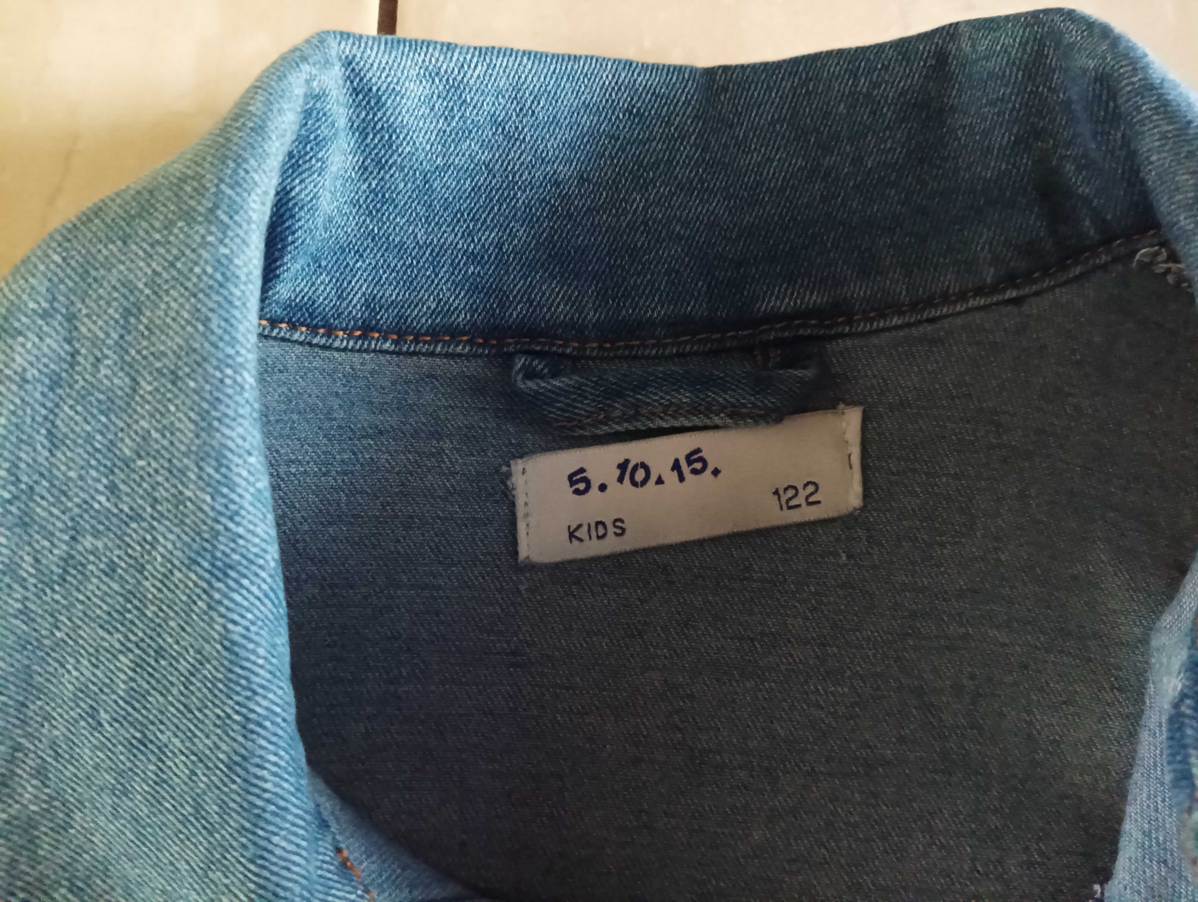 Jeansowa kurtka dla dziewczynki w rozmiarze 122 z 5.10.15