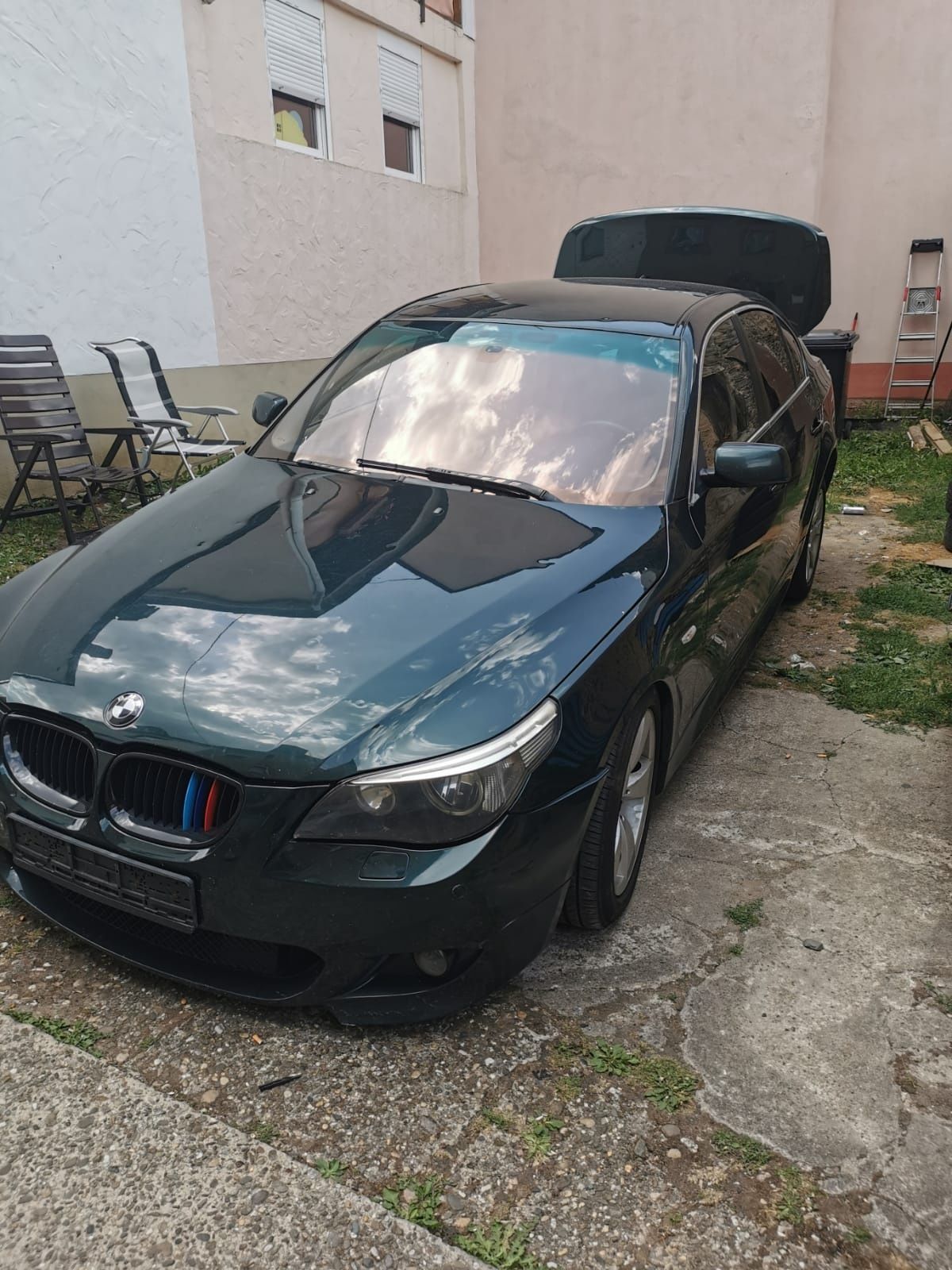 zderzak przod tyl progi M-Pakiet bmw e60 sedan PDC zielony