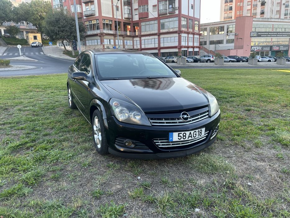 Opel Astra GTC 1.3