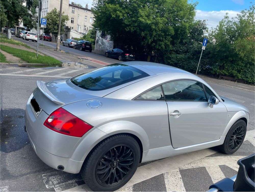 Sprzedam Audi TT8n 1.8 turbo
