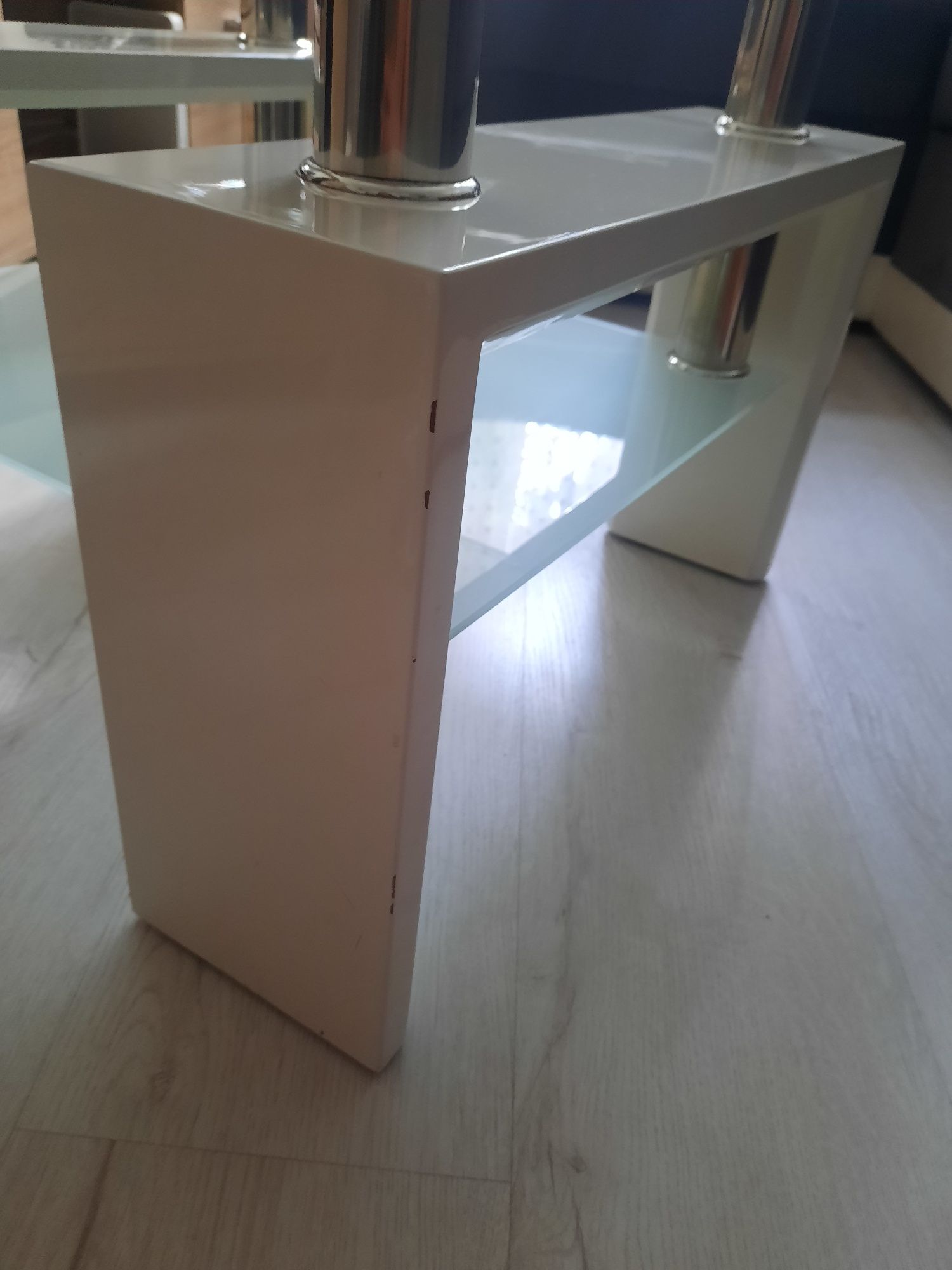 Stolik kawowy szklany stan dobry 60x60 cm
