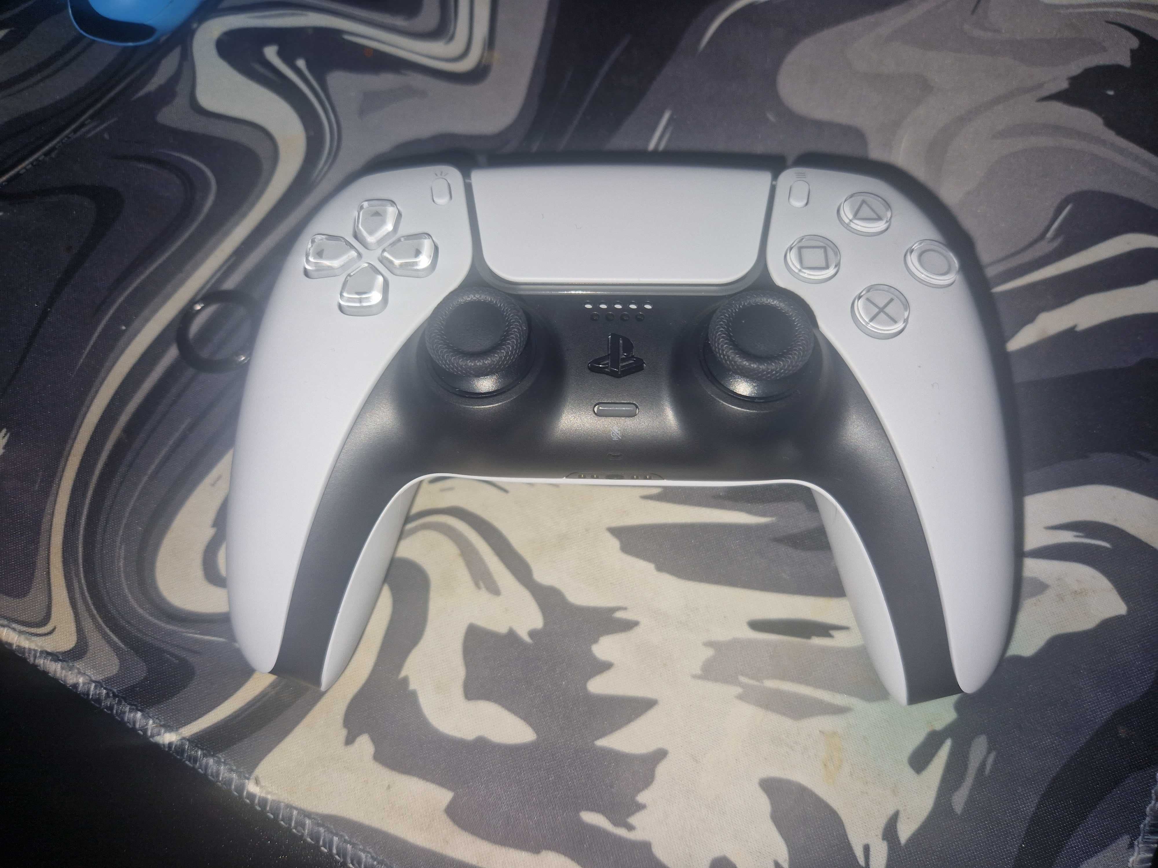 PlayStation 5 Praktycznie nowe 2 pady +gry