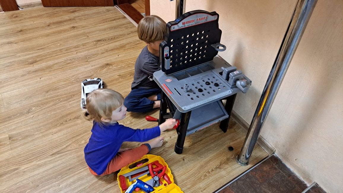 Ігровий верстат, майстерня, Work Table.
майстерня, Work Table