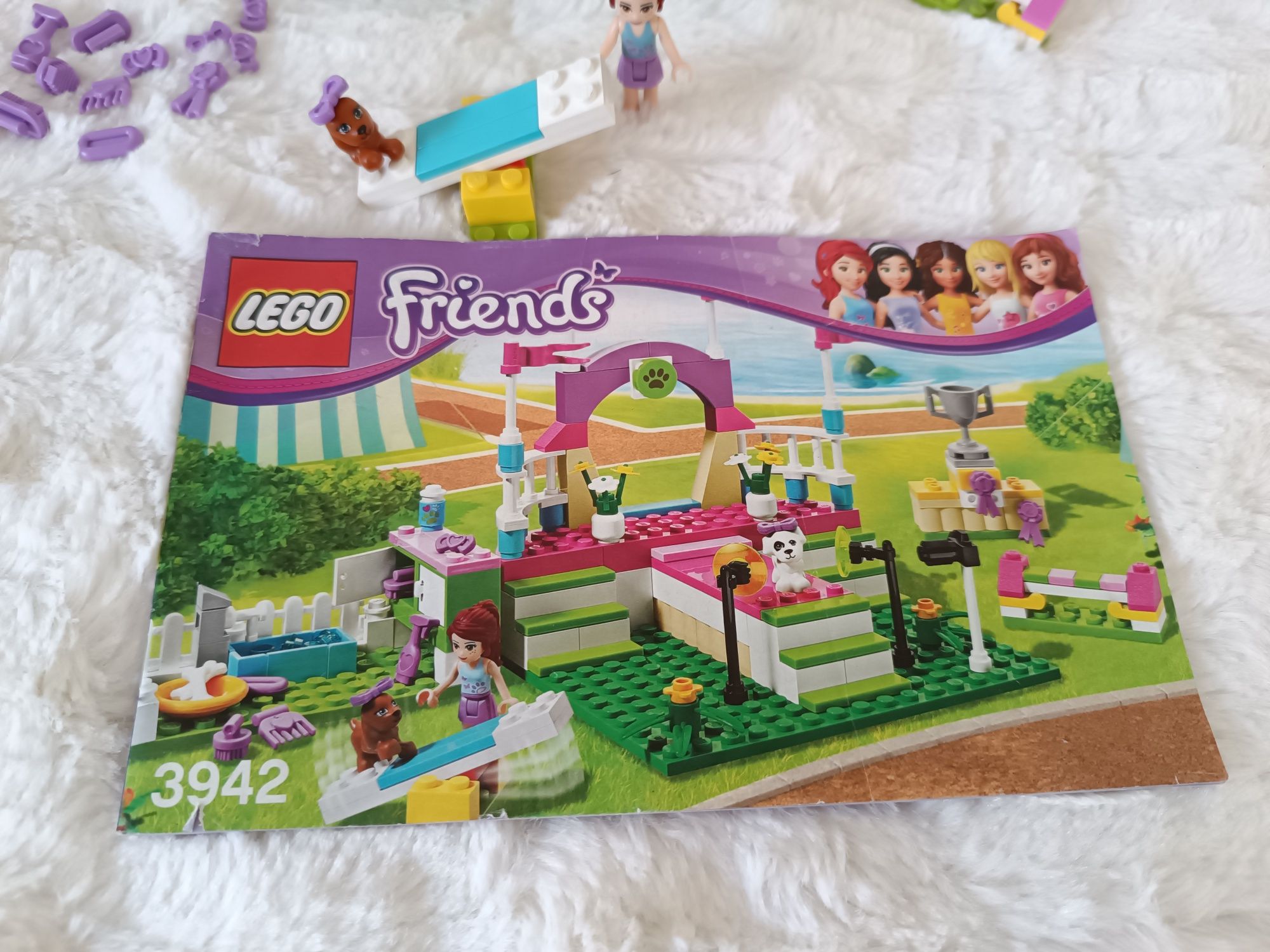 Klocki LEGO friends zwierzątka 3942 wystawa psów w Heartlake zestaw