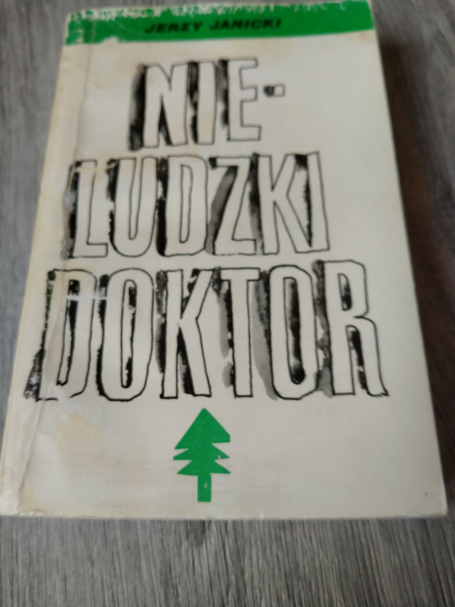 Jerzy Janicki nie ludzki doktor