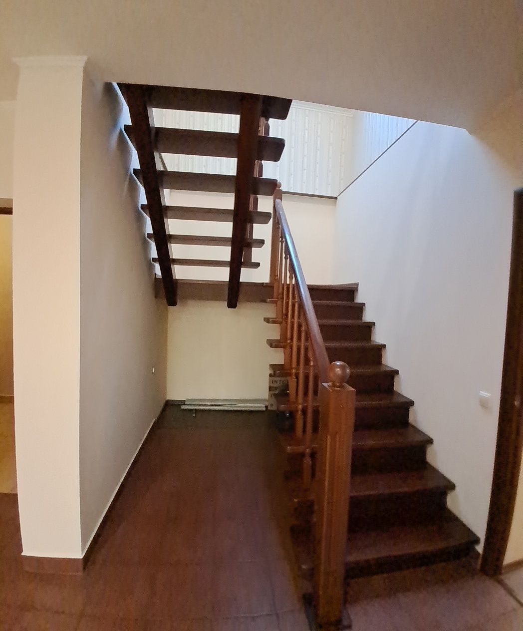Продам дом в г. Самарь (Новомосковск).