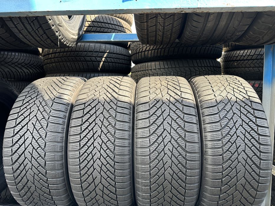 Шини б/у 225/40/18 R18 Pirelli