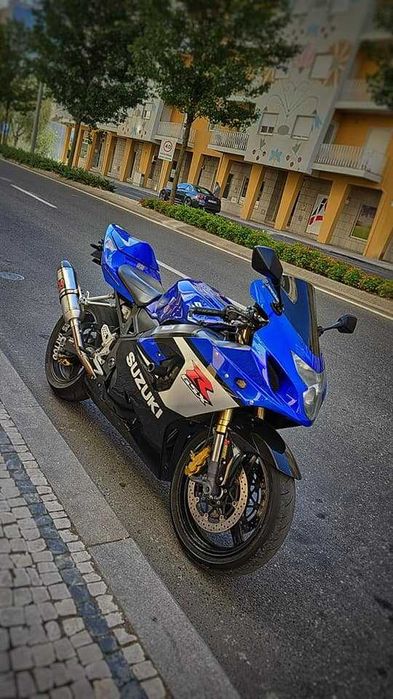 gsxr 600 k5 vendo ou troco