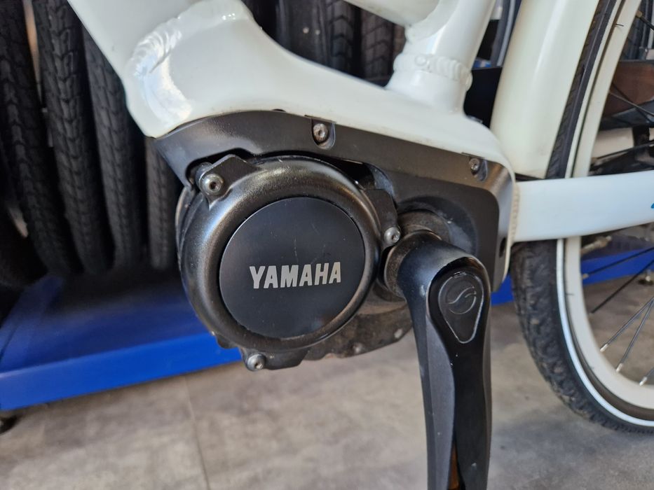 Rower elektryczny Giant Prime