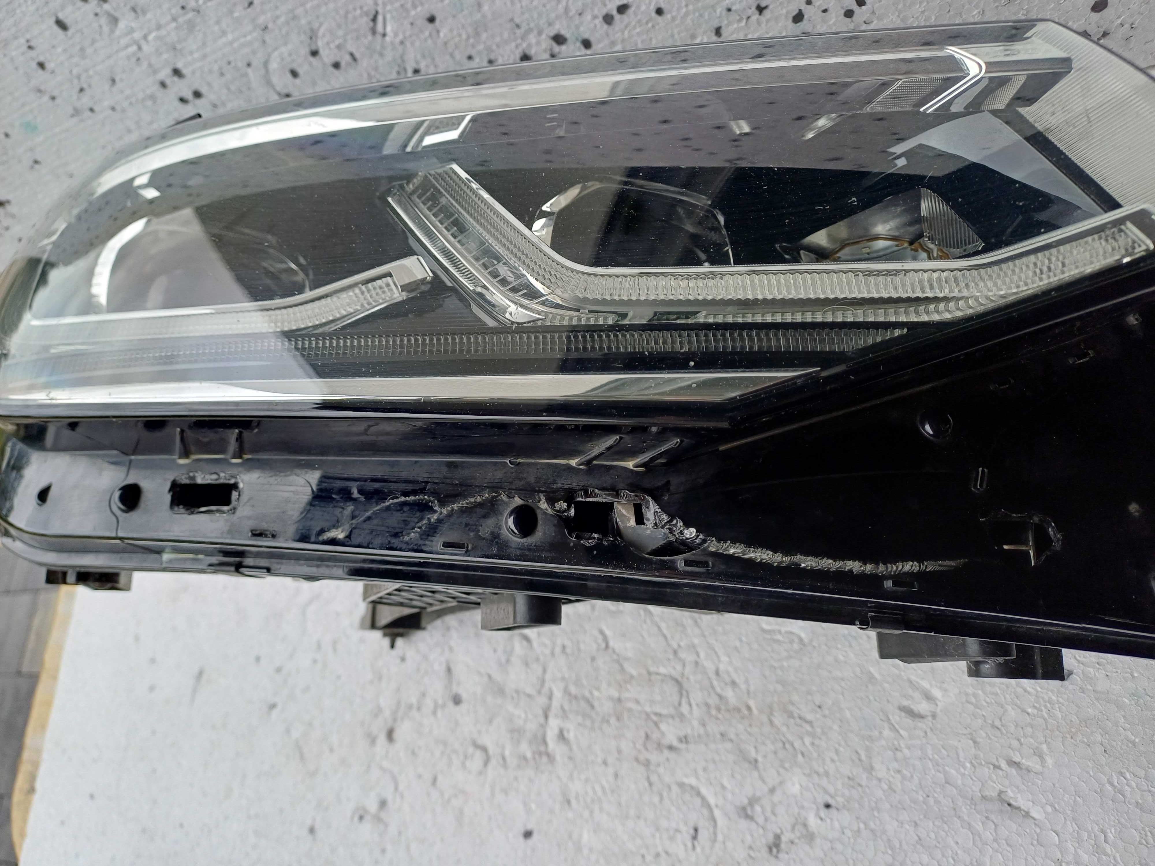 lampa prawa vw tiguan 2 II lift full led 5nb94.1082g