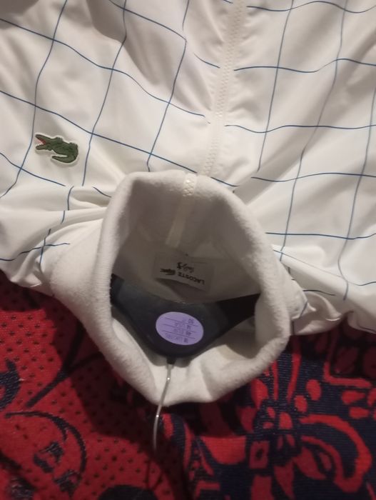 Vendo ou troco casaco da Lacoste (ler anúncio)