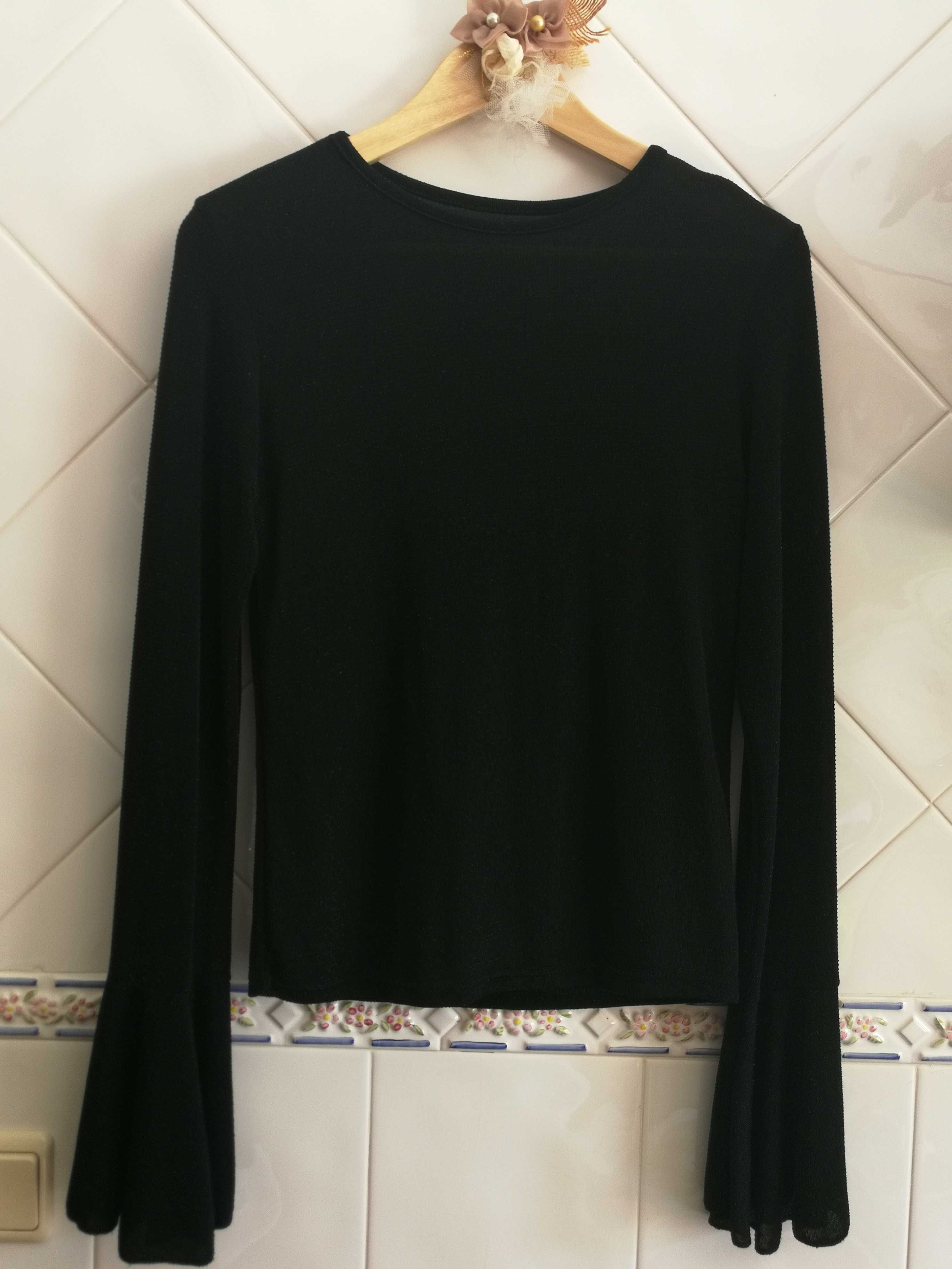 Blusa brilhante preta