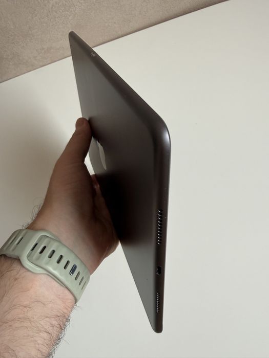 Планшет iPad Air 3 64Gb