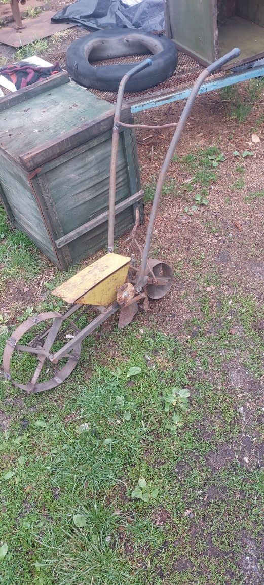 Ручна сівалка    .