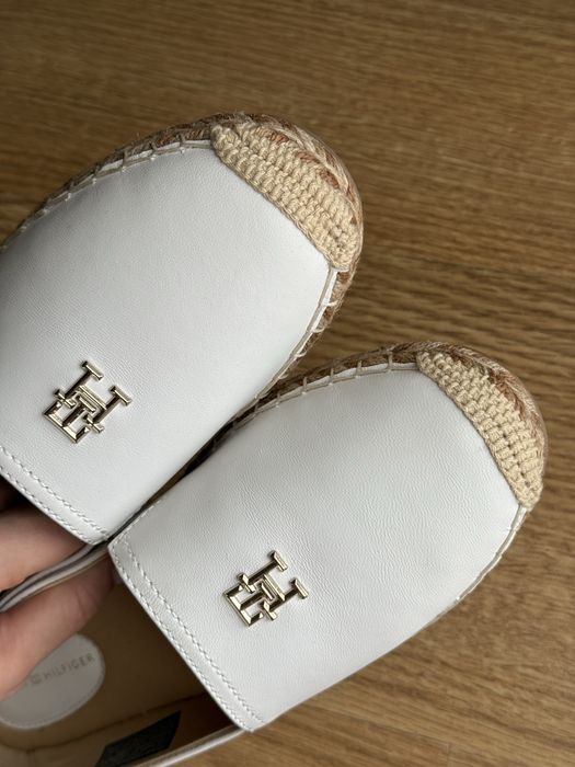 Еспадрилі жіночі білі шкіряні tommy hilfiger 39