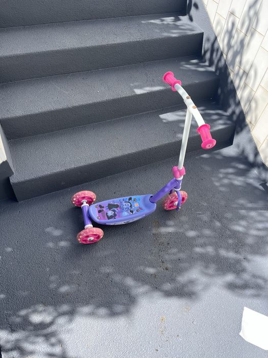 Trotineta vampirina 2 a 4 anos