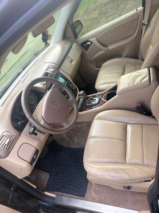 Mercedes ML W163
