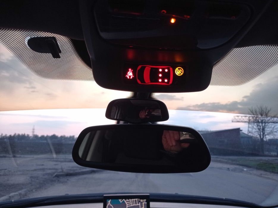 Продам Пежо 5008 2л.HDI