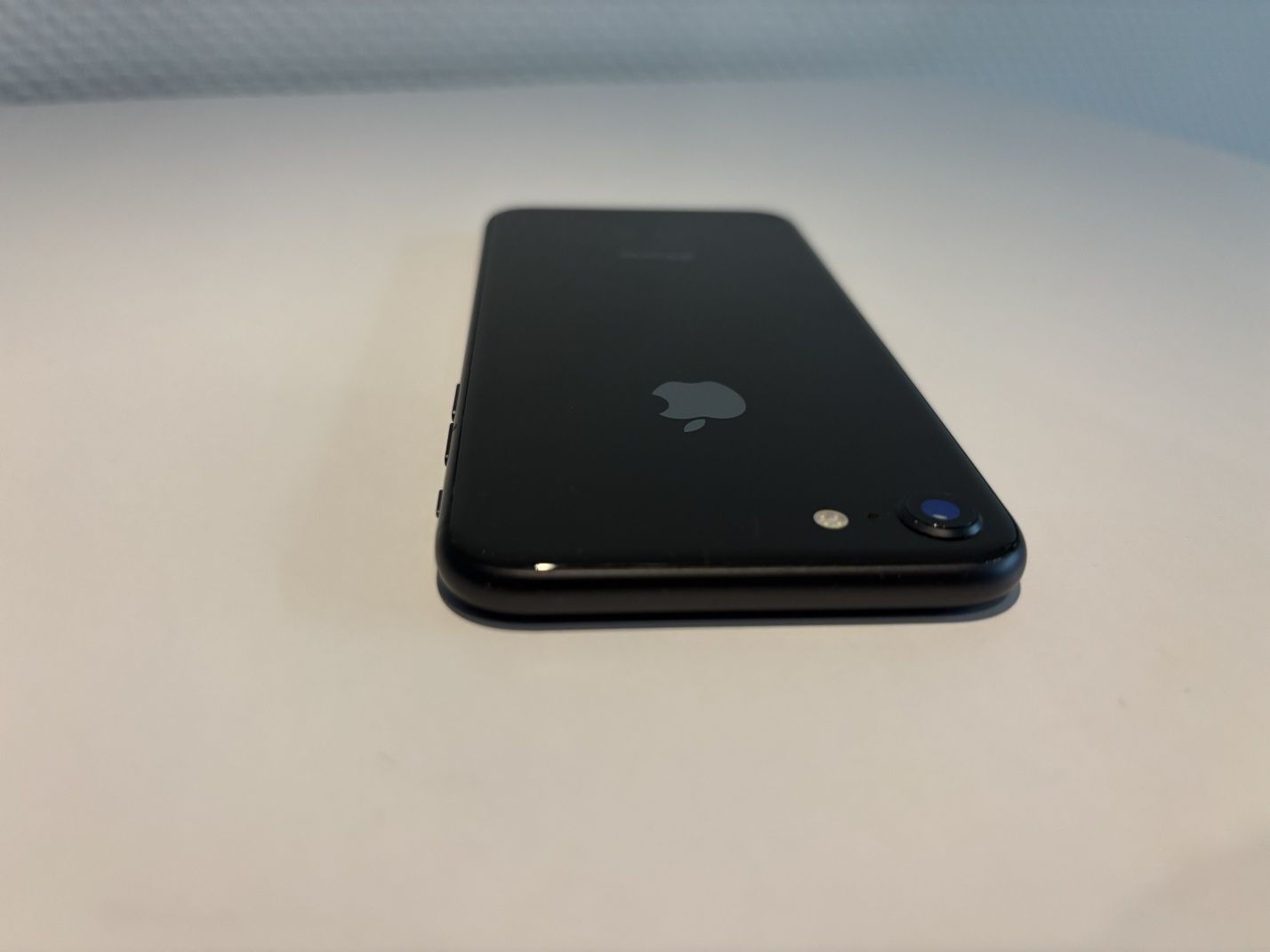 iPhone 8 64Gb black