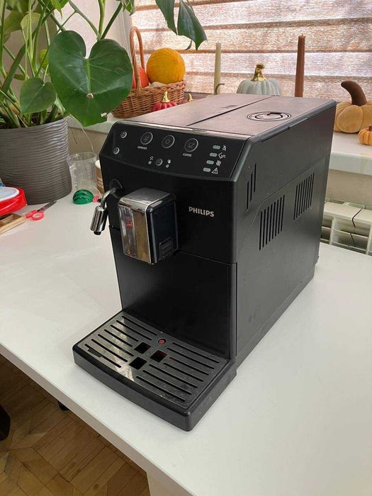 Кофемашина/Кавова машина Philips 3000 Series. Saeco