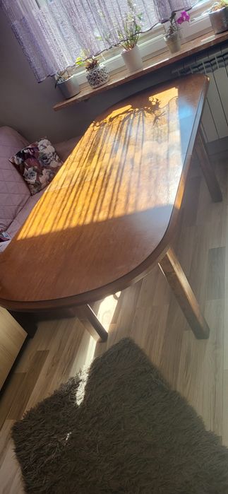 Stół drewniany + krzesła