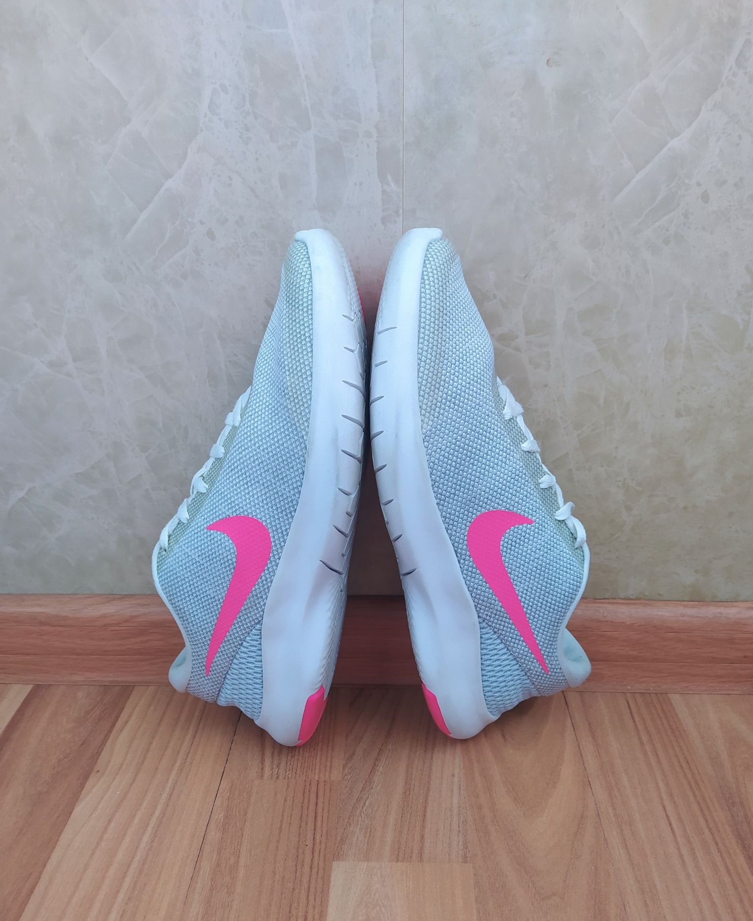Повітряні кросівки  Nike FLEX 40,р