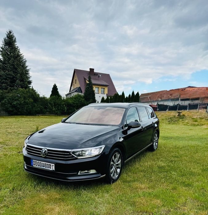 Volkswagen Passat Volkswagen Passat b8  2.0 TDI Highline biało-czarny środek perła