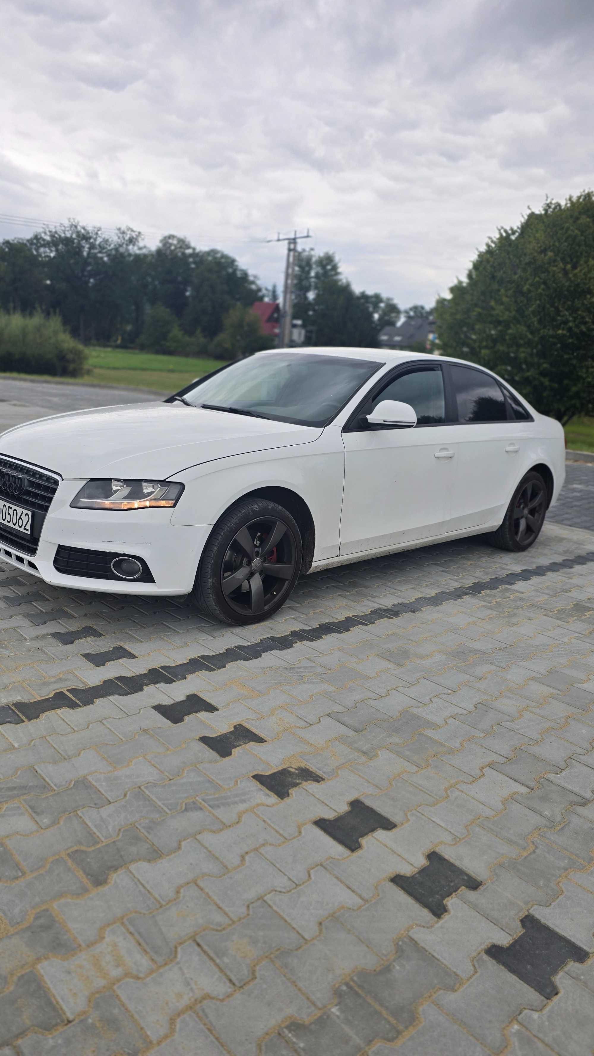 Audi a4b8 2.0 143km