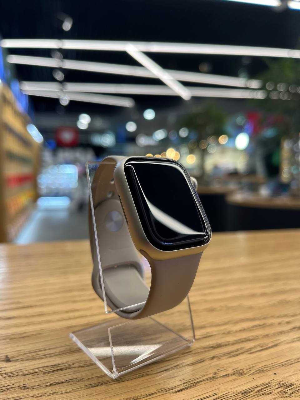 Вживані Apple Watch SE 2 Starlight у «Ябко». Кредит та Оплата Частинам