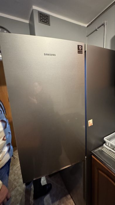 Lodowka samsung do sprzedania 185 cm RB33N301NSA