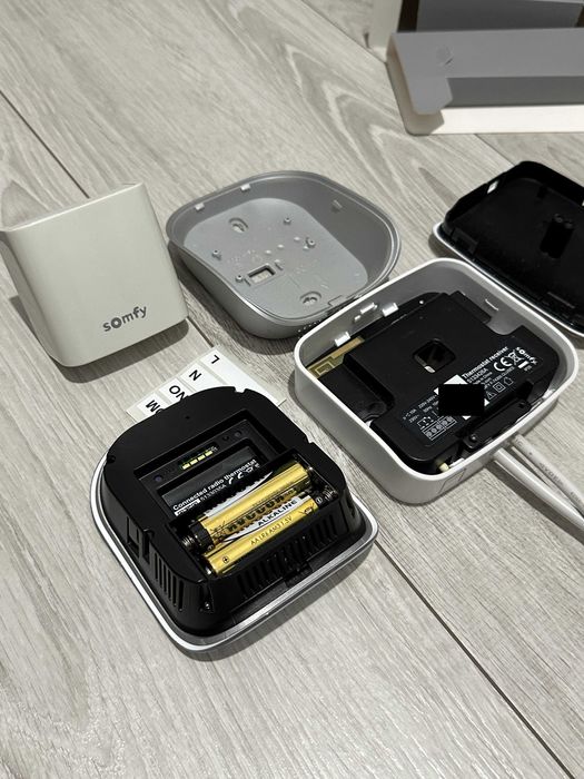 Somfy termostat radiowy V2 bezprzewodowy zdalnie sterowany internet
