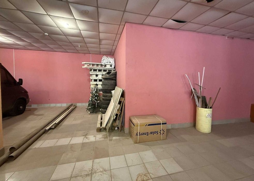 Продаж спеціального приміщення в Гнівані