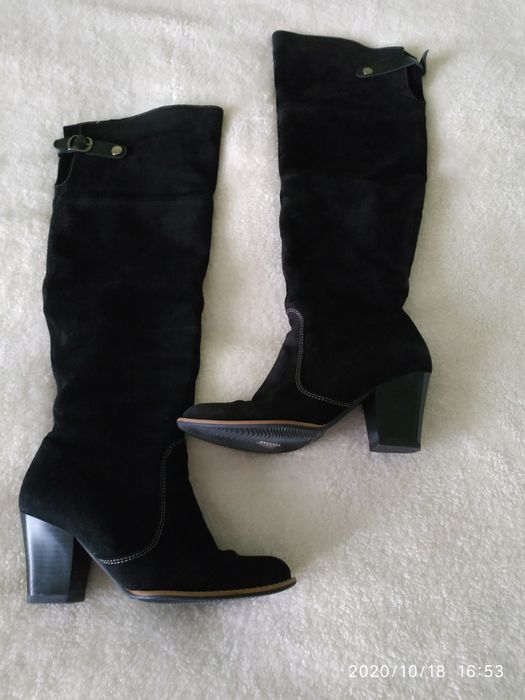 Замшеві сапоги, осінні