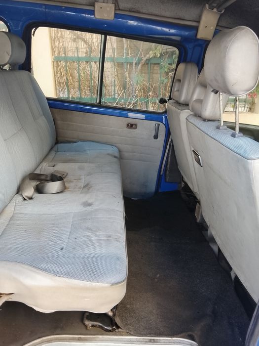 Mitsubishi L400 2.5TD (6 Lugares)