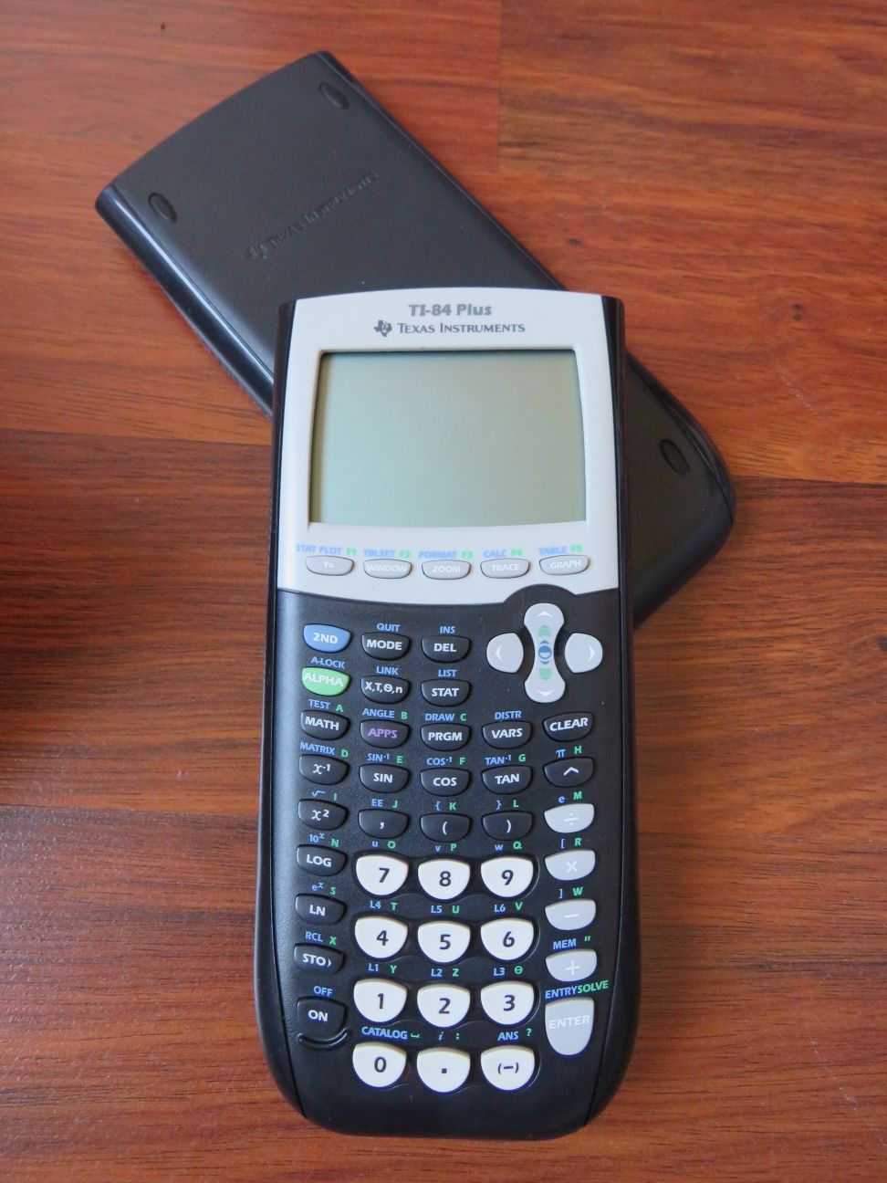 Calculadora Gráfica TEXAS TI-84 Plus