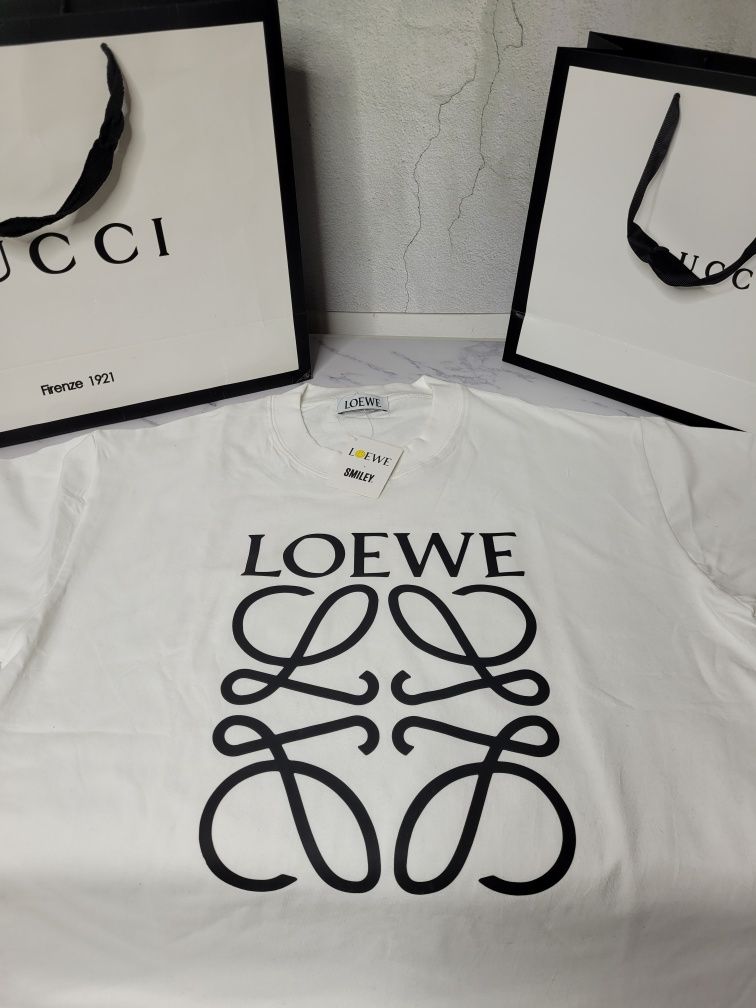 T-shirt koszulka loewe