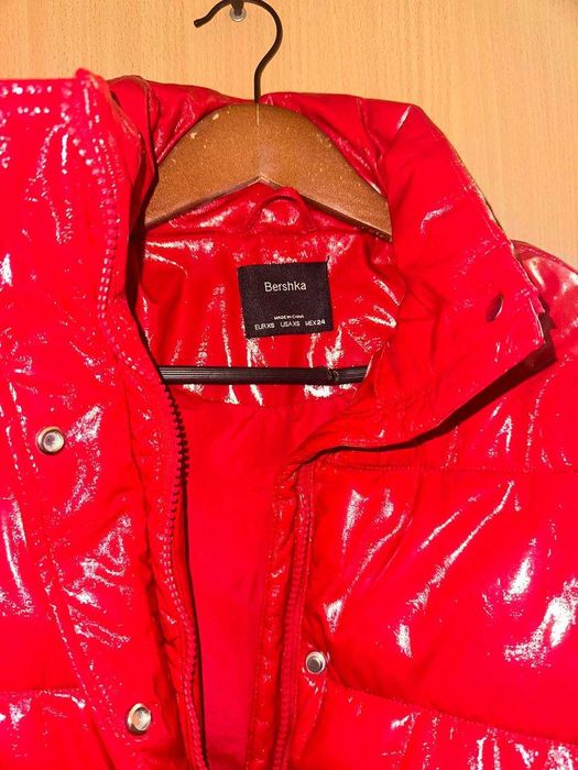 Куртка жіноча Bershka xs