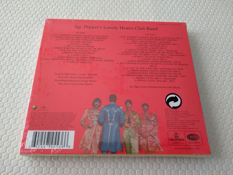 Vendo The Beatles - Sgt. Pepper's Lonely Hearts Club Band - 2CD - novo