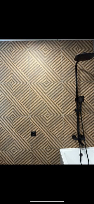 Продам 3-к квартиру з новим ремонтом — заїжджай і живи