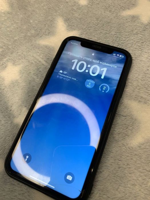 Iphone 11 white (128gb) в гарному стані