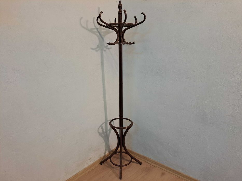 Wieszak podłogowy drewniany gięty ciemny