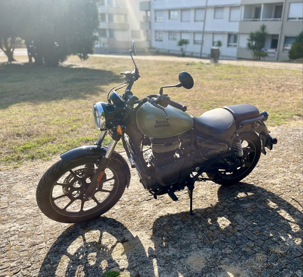 Vendo Royal Enfield Meteor 350