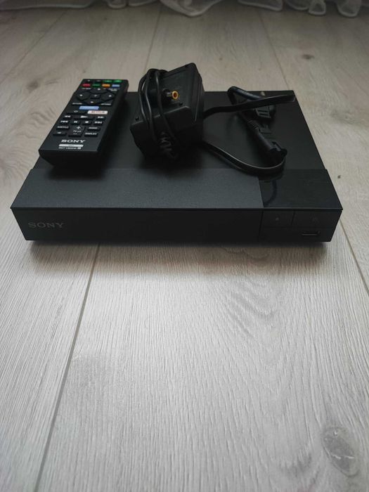Продам Blu-ray плеер Sony BDP-S1700