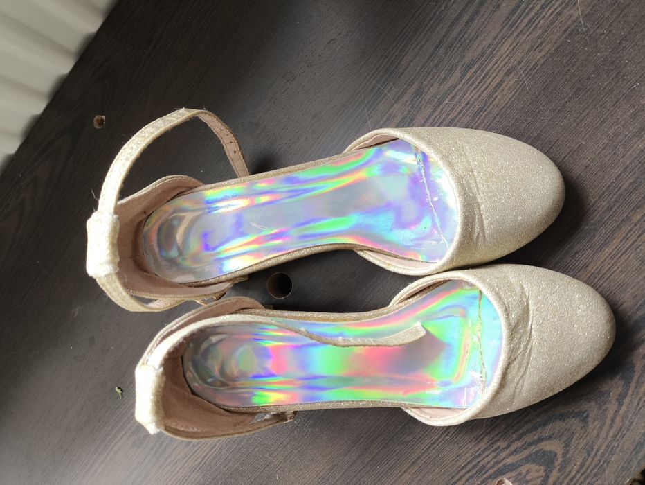 Дитячі босоніжки