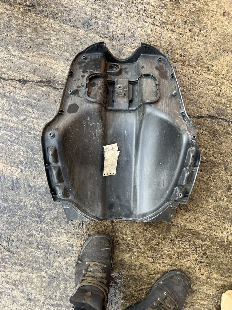 Gilera stalker 50 kokpit oslona przed nogi