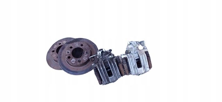 Golf IV Audi A3 Bora Toledo II Leon Zaciski tył Hamulce Tarcze Klocki