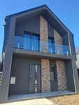 Продається сучасний будинок 90м2 і ділянкою 2 сот у Білі